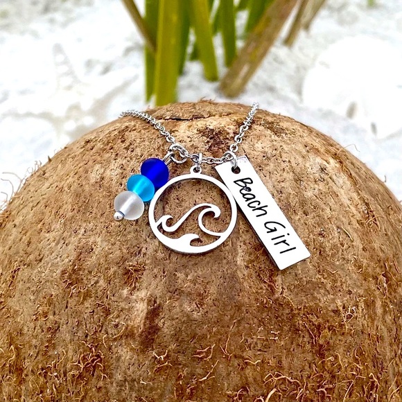 Jewelry - NEW! 🏝 20” SILVER “BEACH GIRL” WAVE NECKLACE